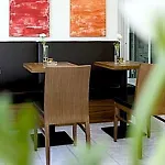 호텔 세네터 3*