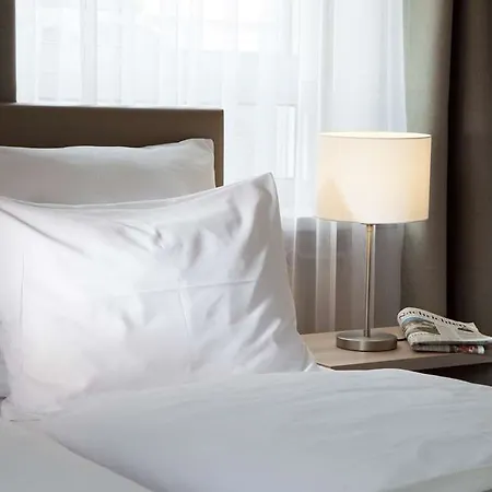 Hotel Senator