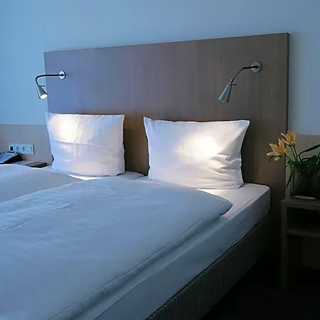 Hotel Senator