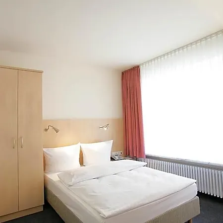 Senator Hotel 3*