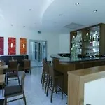 Hotel Senator 3*