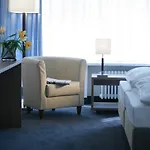 セネター 3*