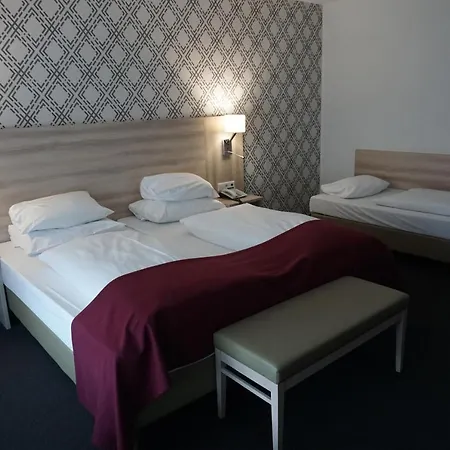 Hotell Senator 3*